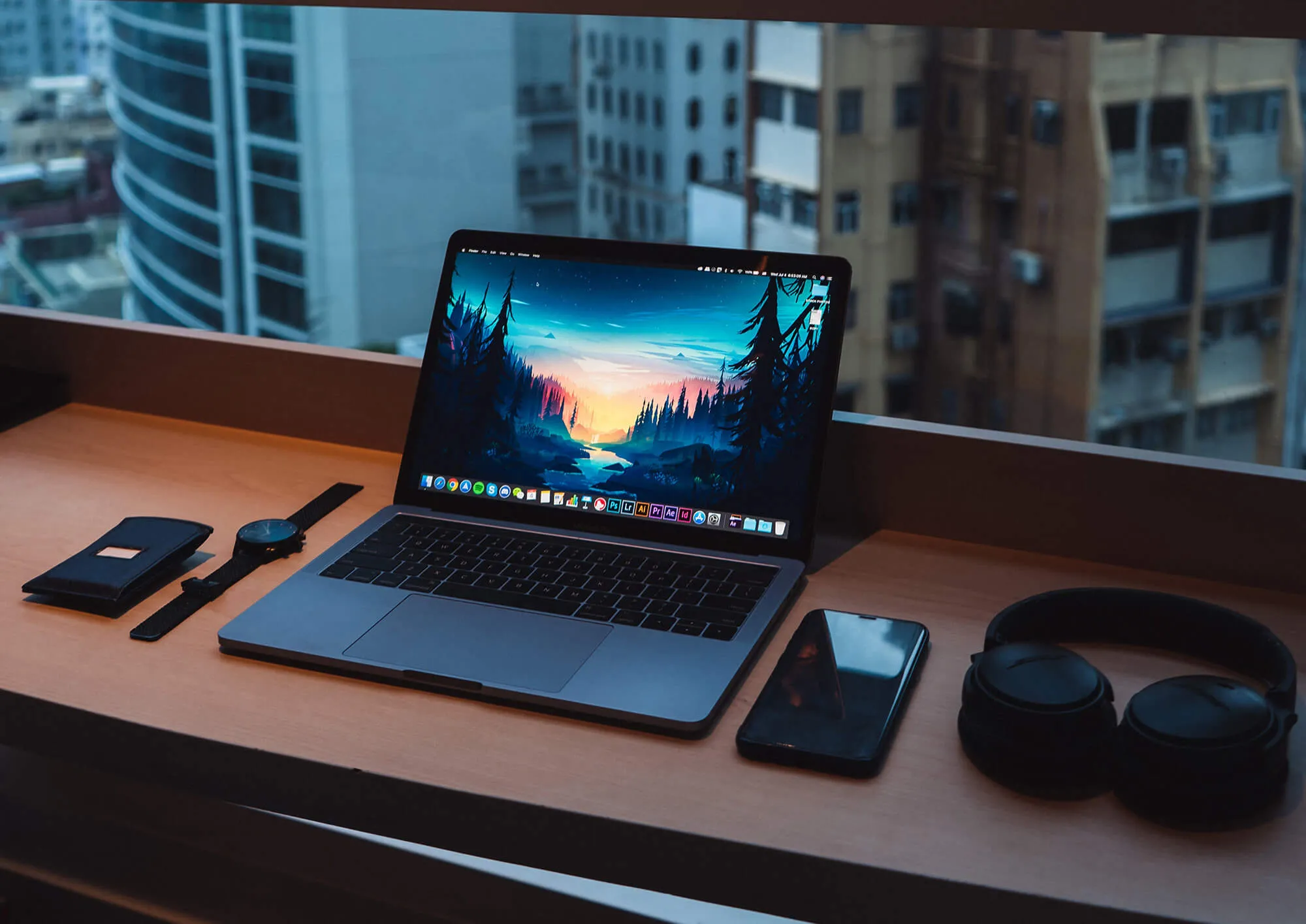 Laptop met linkbuilding strategie op het scherm